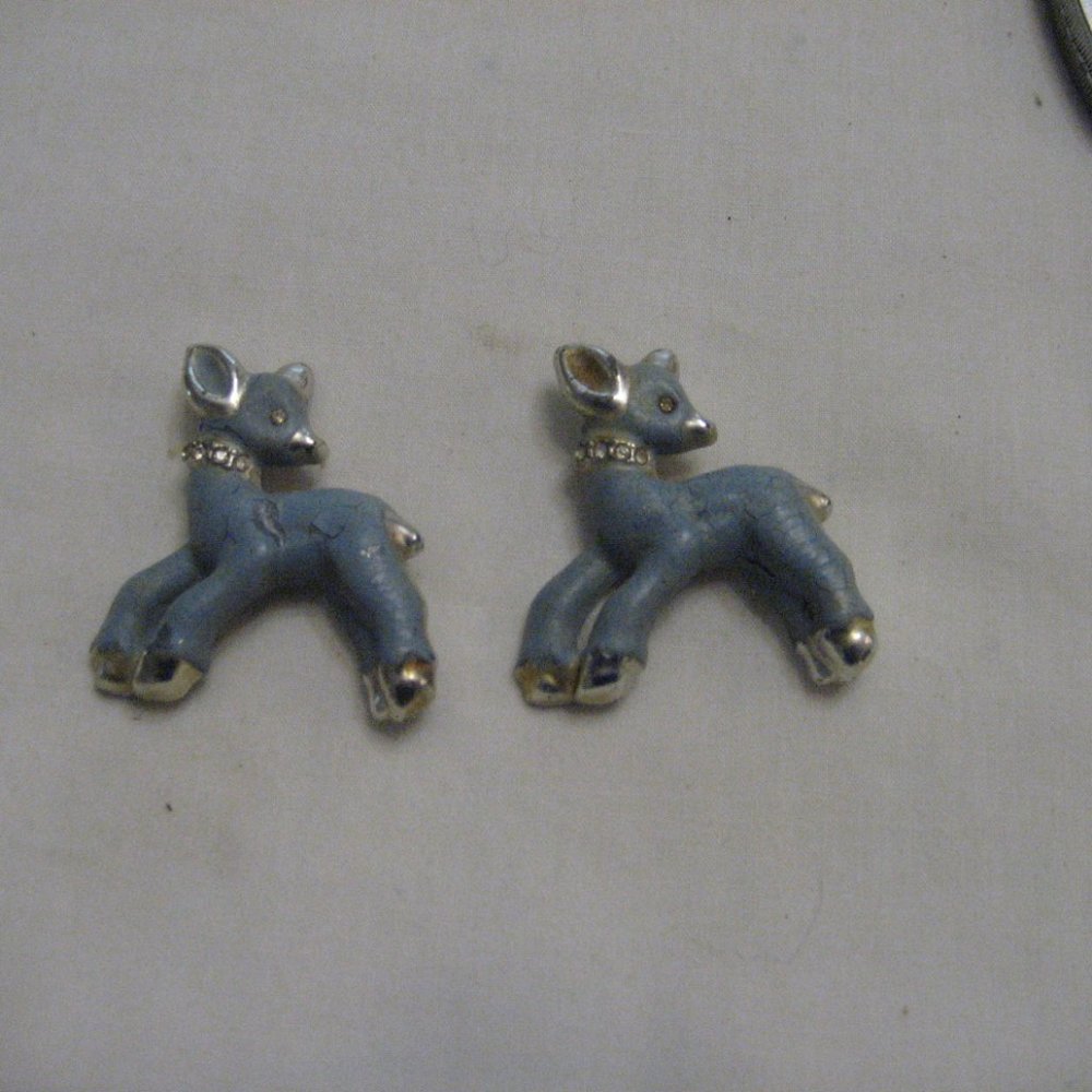 OLD METAL PAINTED LAMB PINS 1940'S